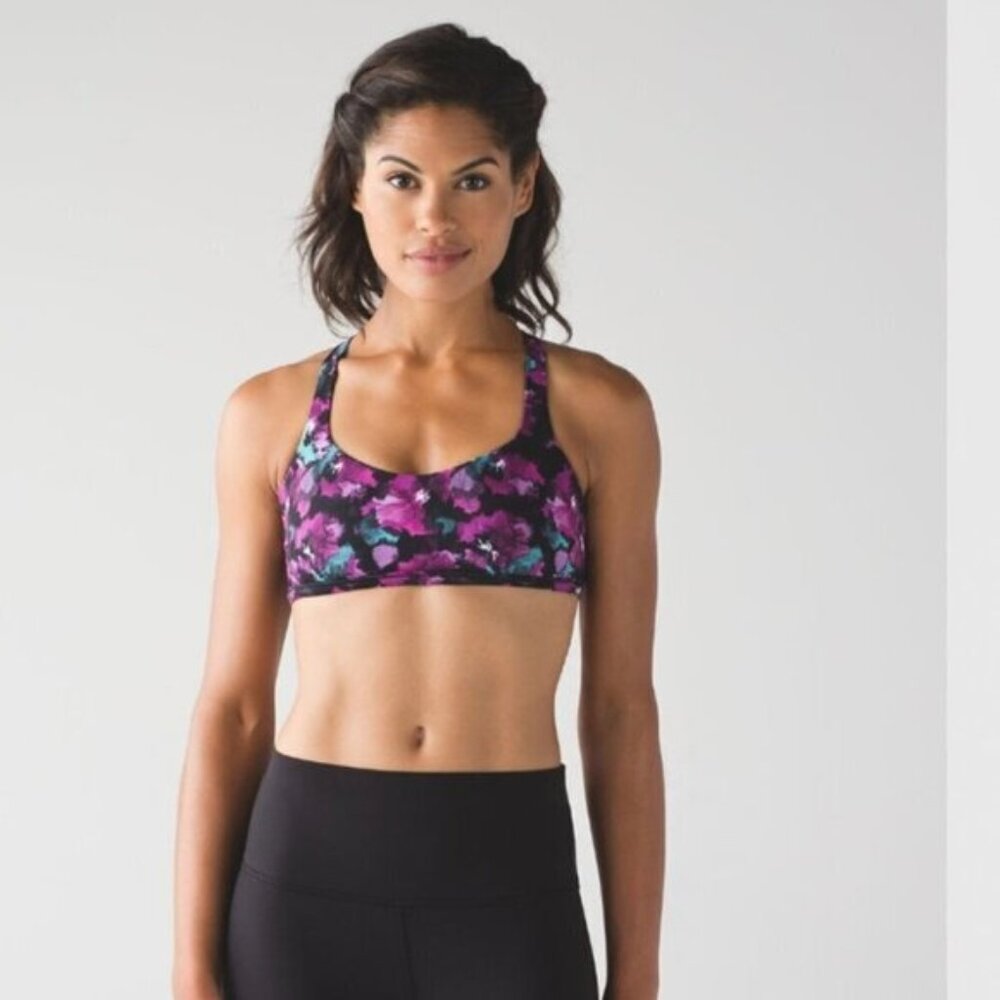 LULULEMON Free To Be Zen Bra size 6